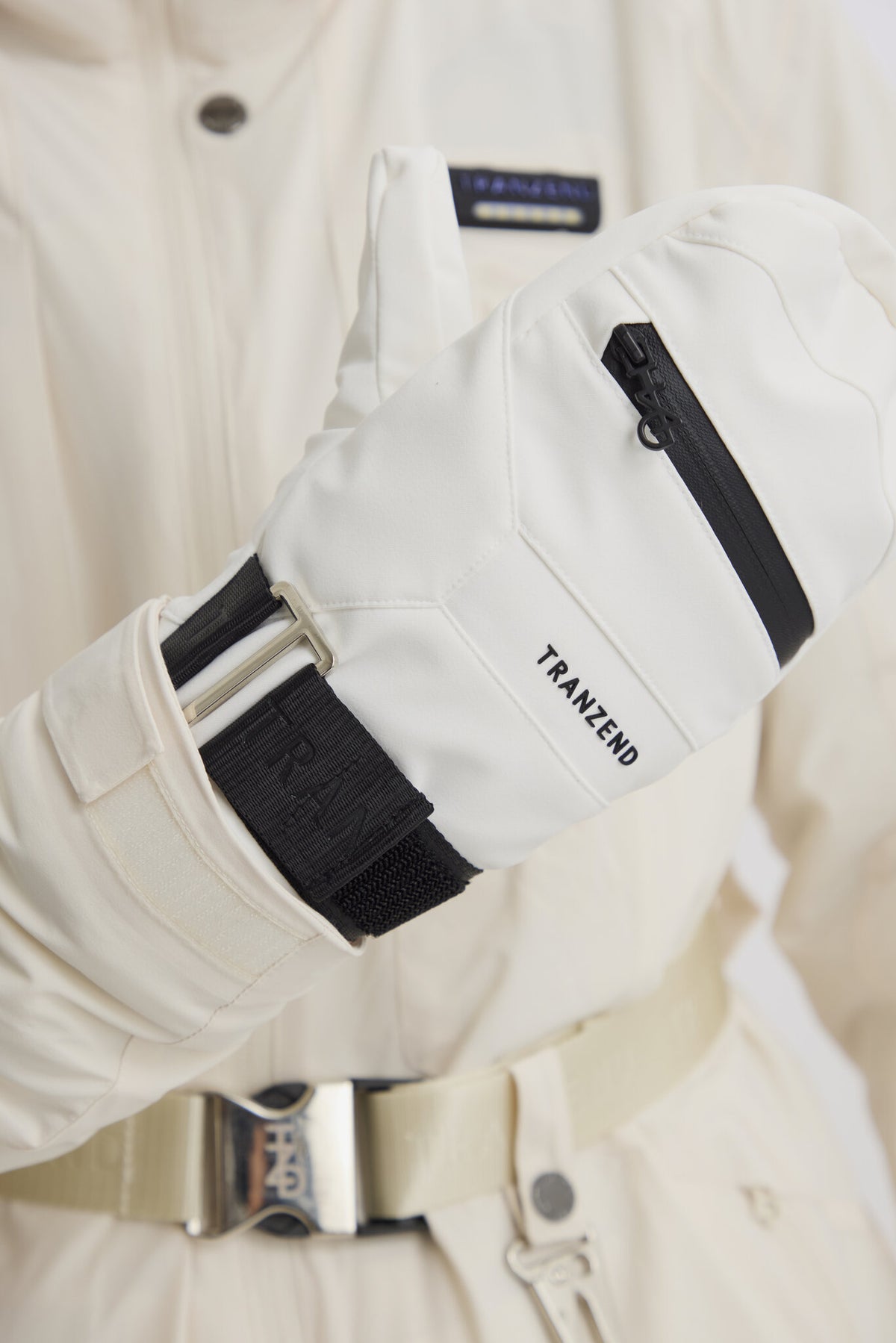 Deft Ski Gloves - Men - White - Cover