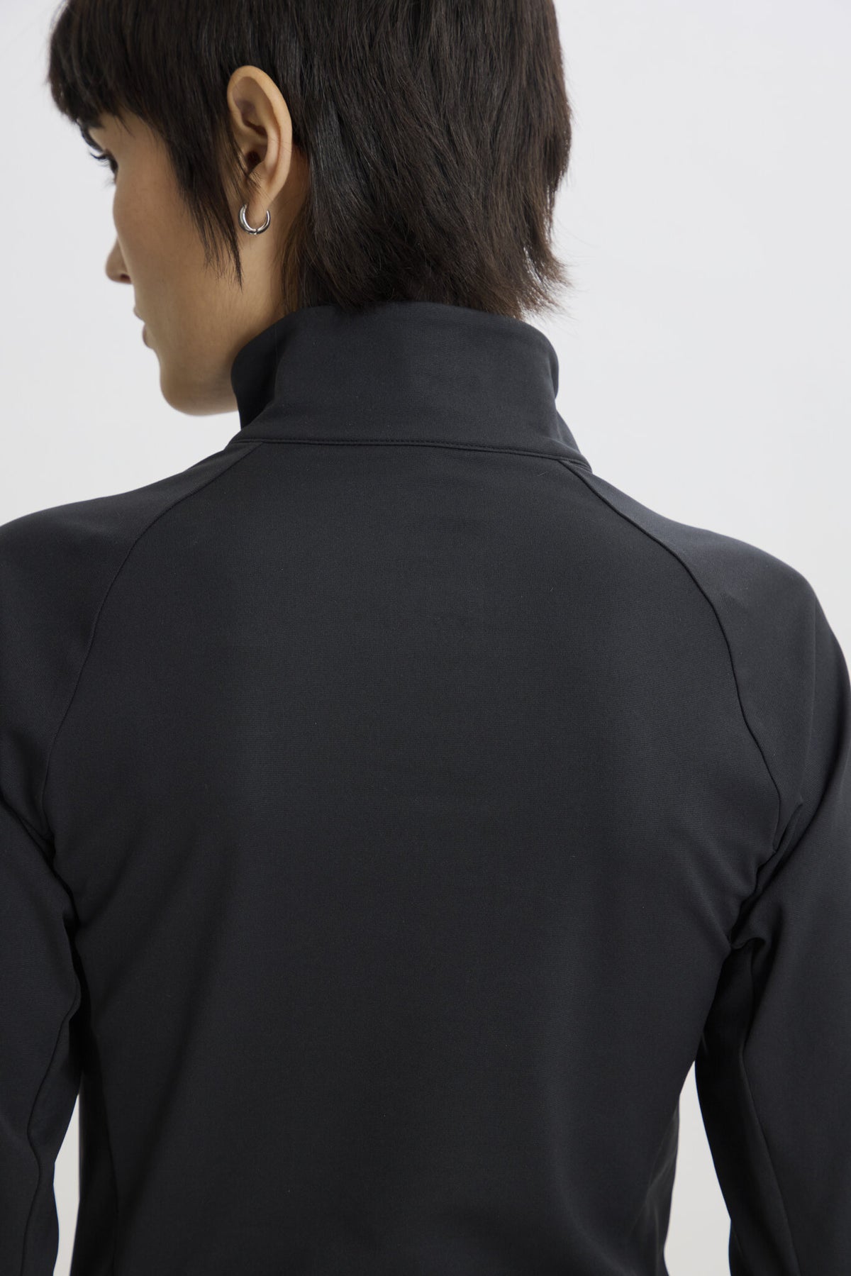 Metal Zip Baselayer - Women - Black - Image 10