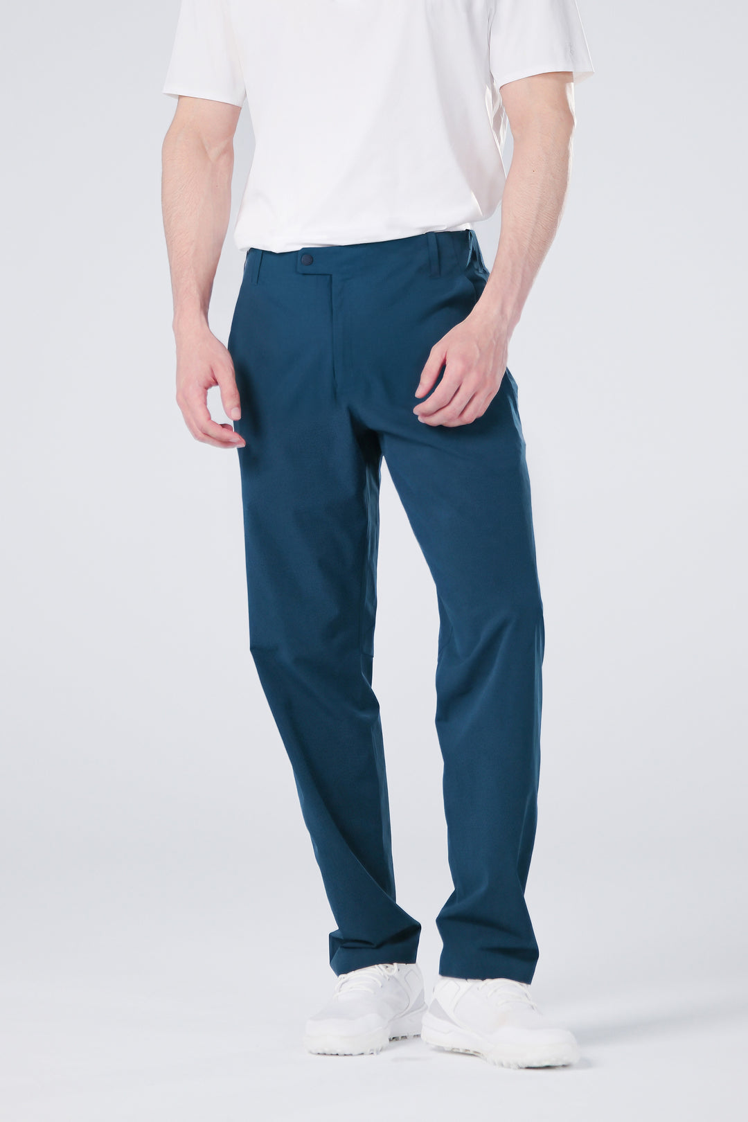 Infinite Motion Trousers - Men - Glacier Blue - Cover