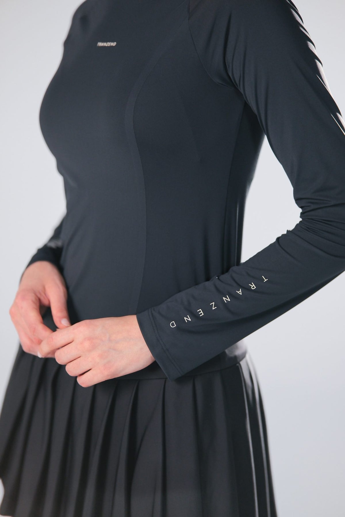 Ice Glaze UV Base Layer - Women - Black - Image 6