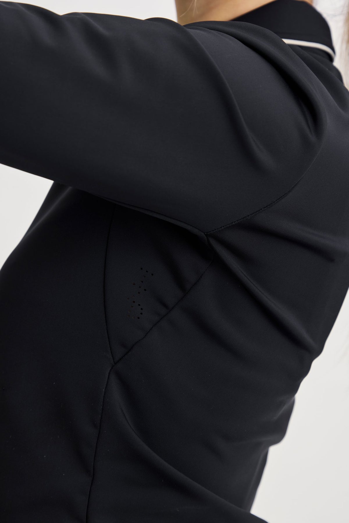 Infinite Glide Polo | Long Sleeves - Women - Black - Image 8