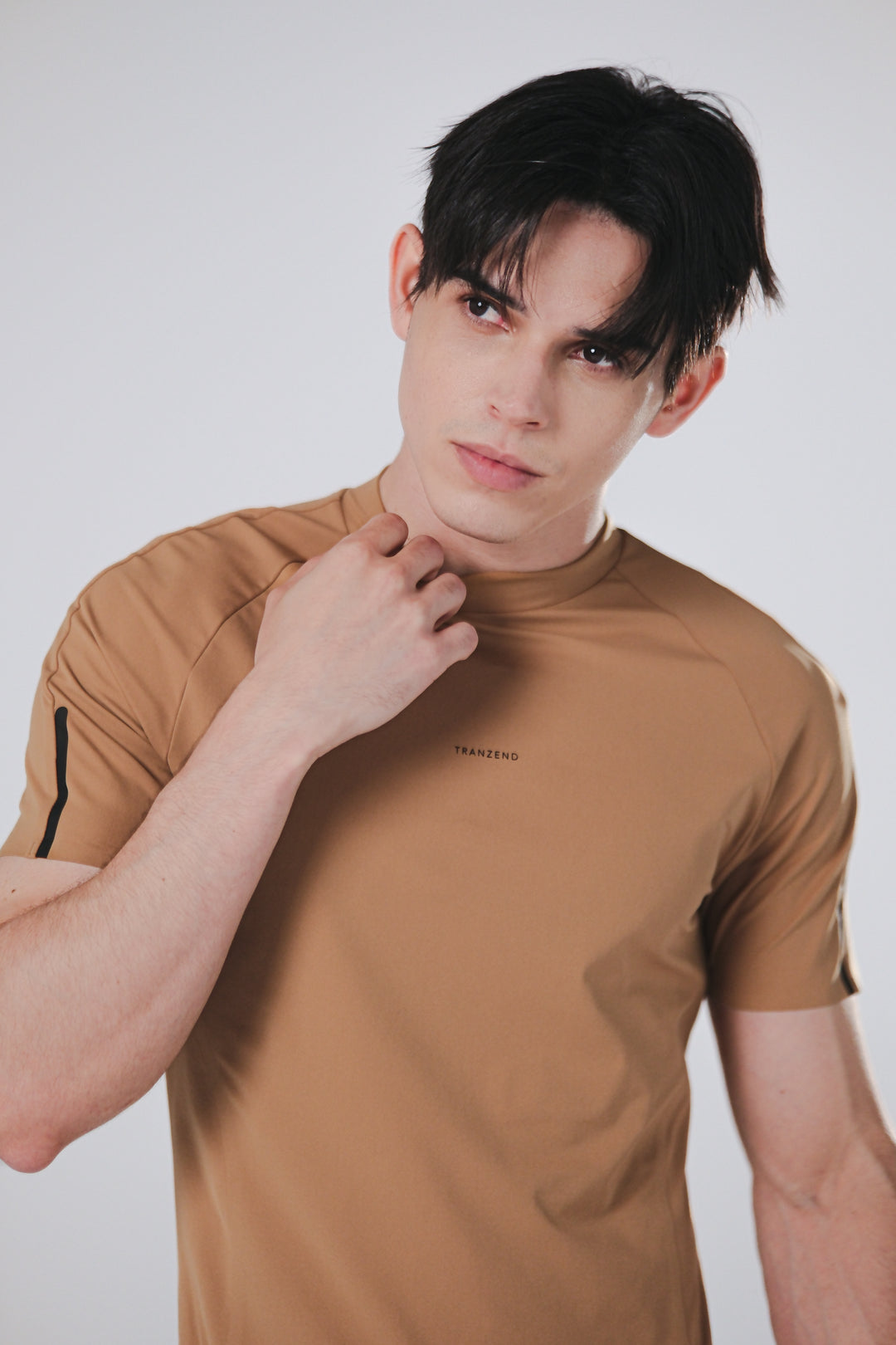 Drift Tee - Men - Camel - DSCF0699.jpg