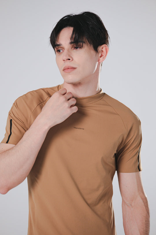 Drift Tee - Men - Camel - DSCF0704.jpg
