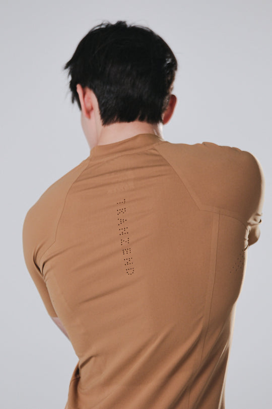 Drift Tee - Men - Camel - DSCF0740.jpg