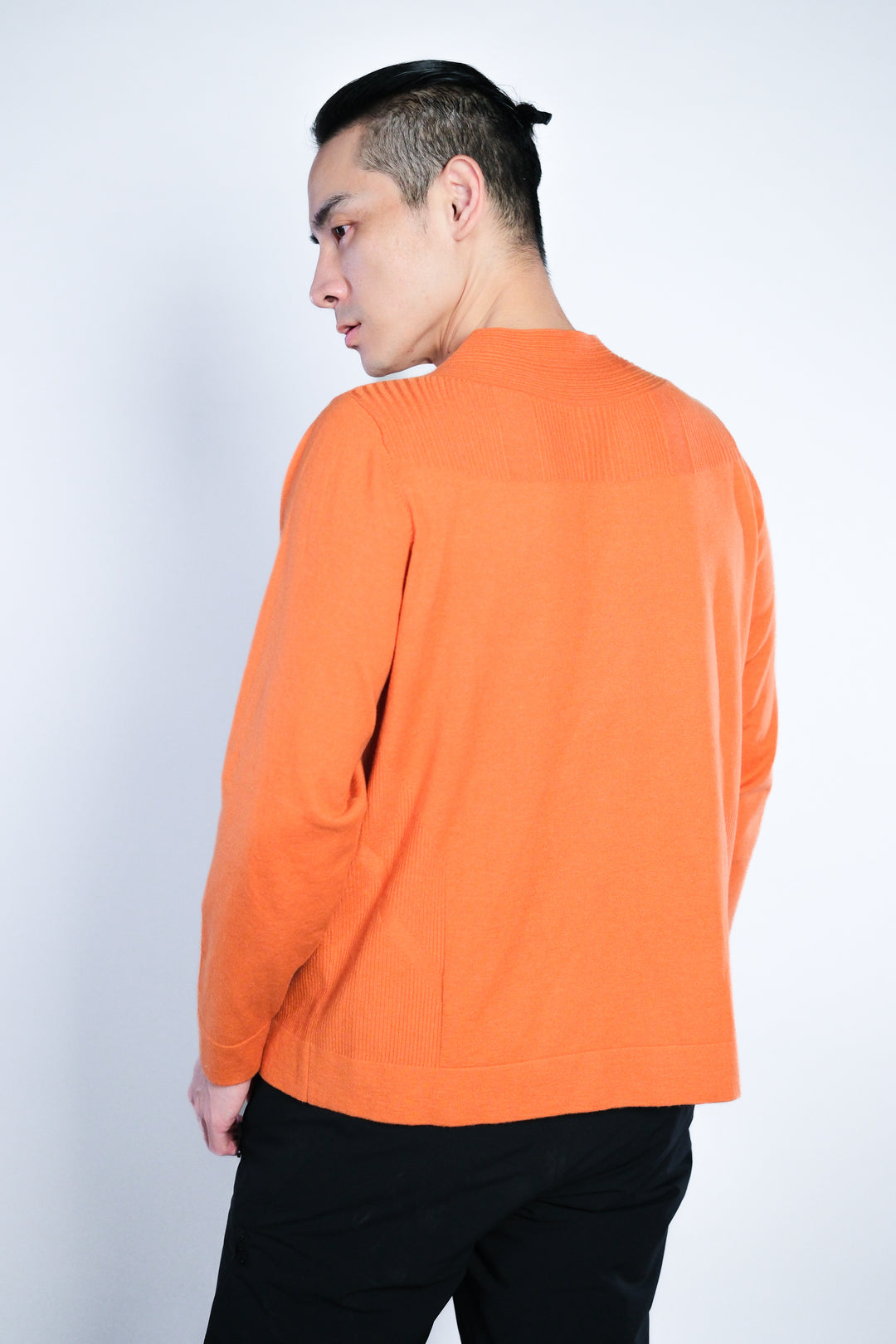 Vネック ウールブレンド セーター - メンズ