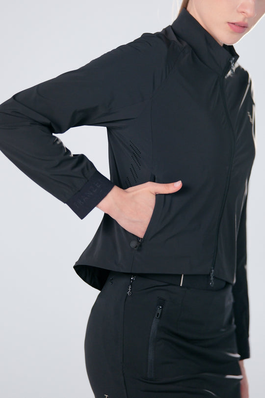 Ice Glaze Jacket - Women - Black - DSCF6270.jpg
