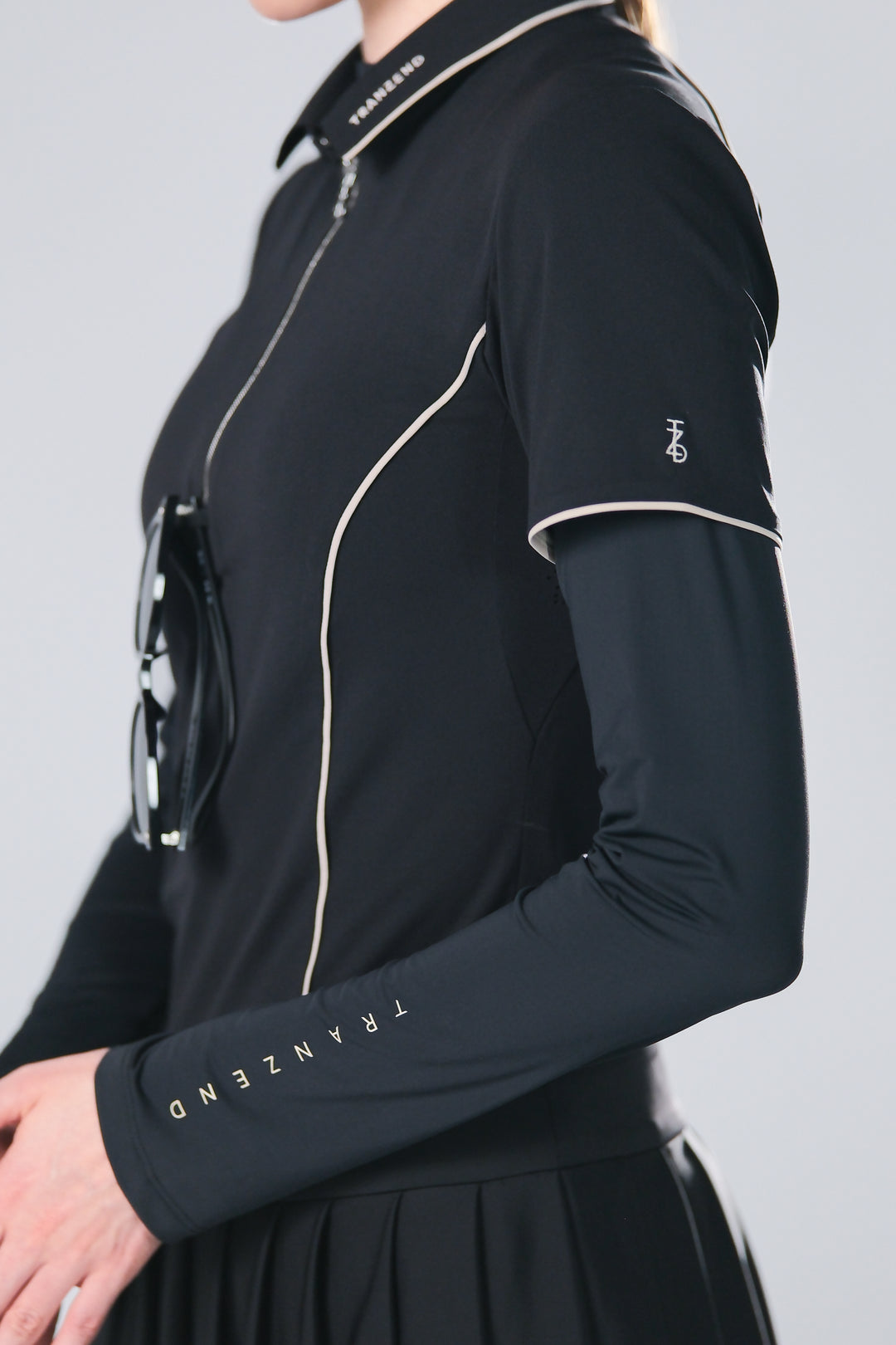 Ice Glaze UV Base Layer - Women - Black - DSCF6624.jpg