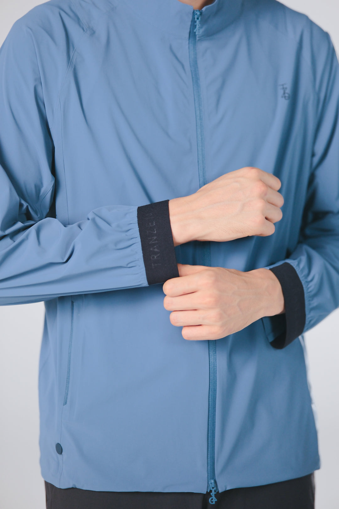 Ice Glaze Jacket - Men - Glacier Blue - DSCF6869.jpg