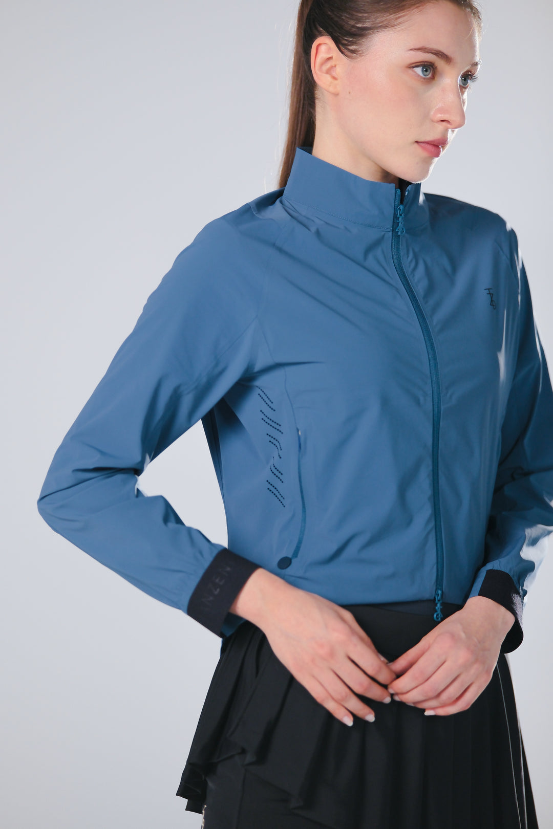 Ice Glaze Jacket - Women - Glacier Blue - DSCF7044.jpg