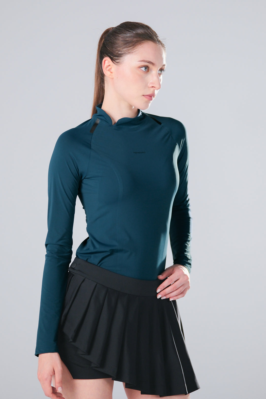 Ice Glaze UV Base Layer - Women - Peacock Blue - DSCF7090.jpg