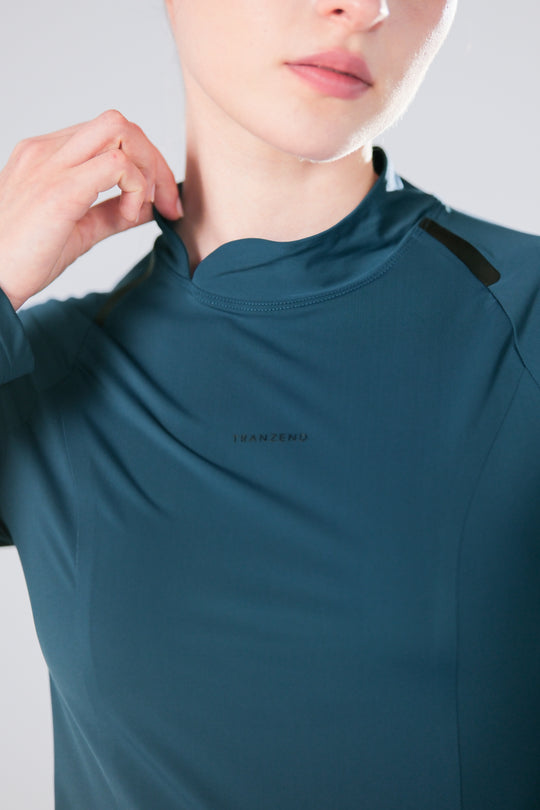 Ice Glaze UV Base Layer - Women - Peacock Blue - DSCF7104.jpg