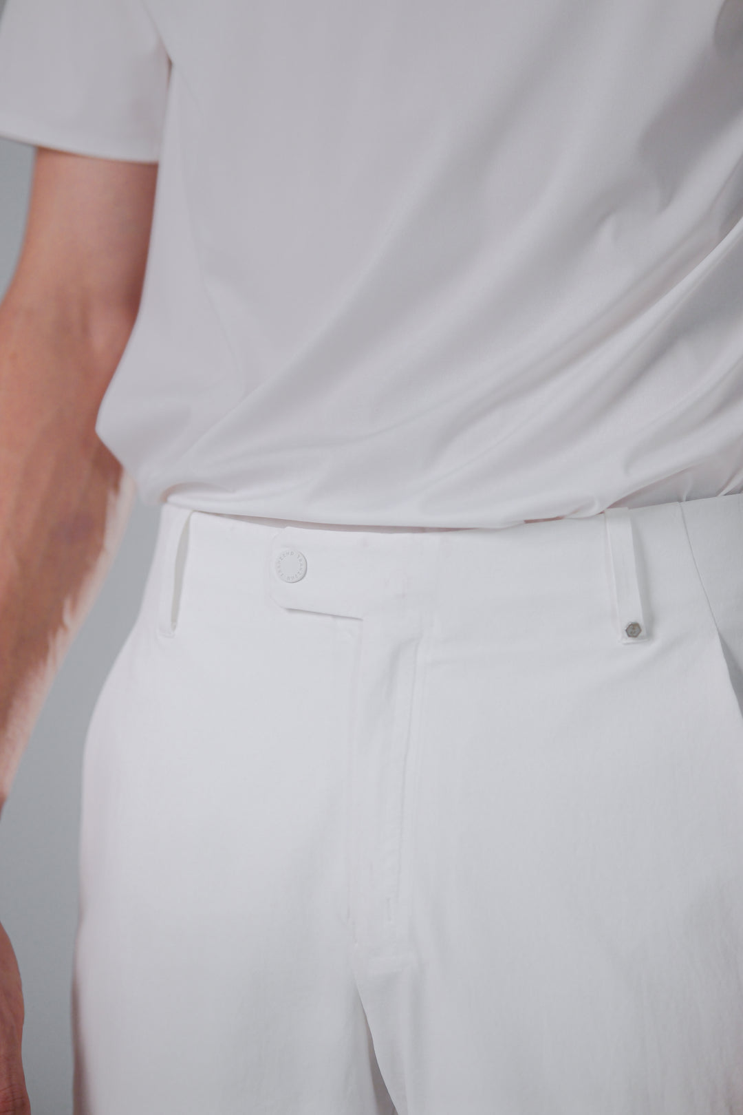 Infinite Motion Trousers - Men - White - DSCF7412.jpg