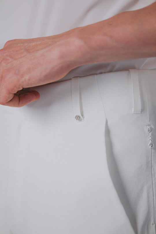 Infinite Motion Trousers - Men - White - DSCF7419.jpg
