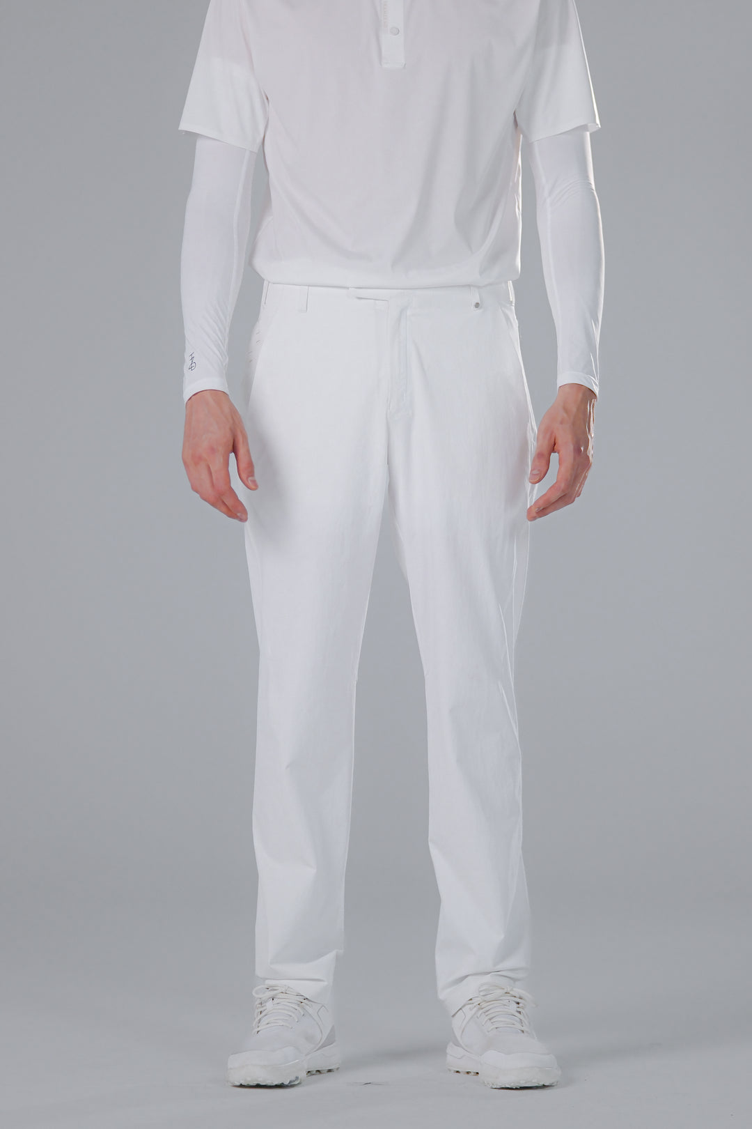 Infinite Motion Trousers - Men - White - DSCF7469.jpg