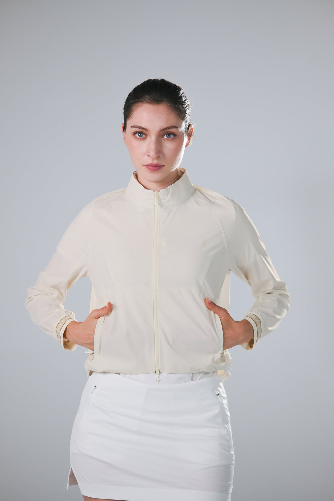 Ice Glaze Jacket - Women - White - DSCF7822.jpg