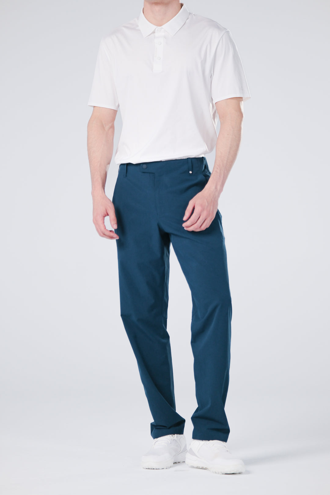 Infinite Motion Trousers - Men - Glacier Blue - DSCF9533.jpg
