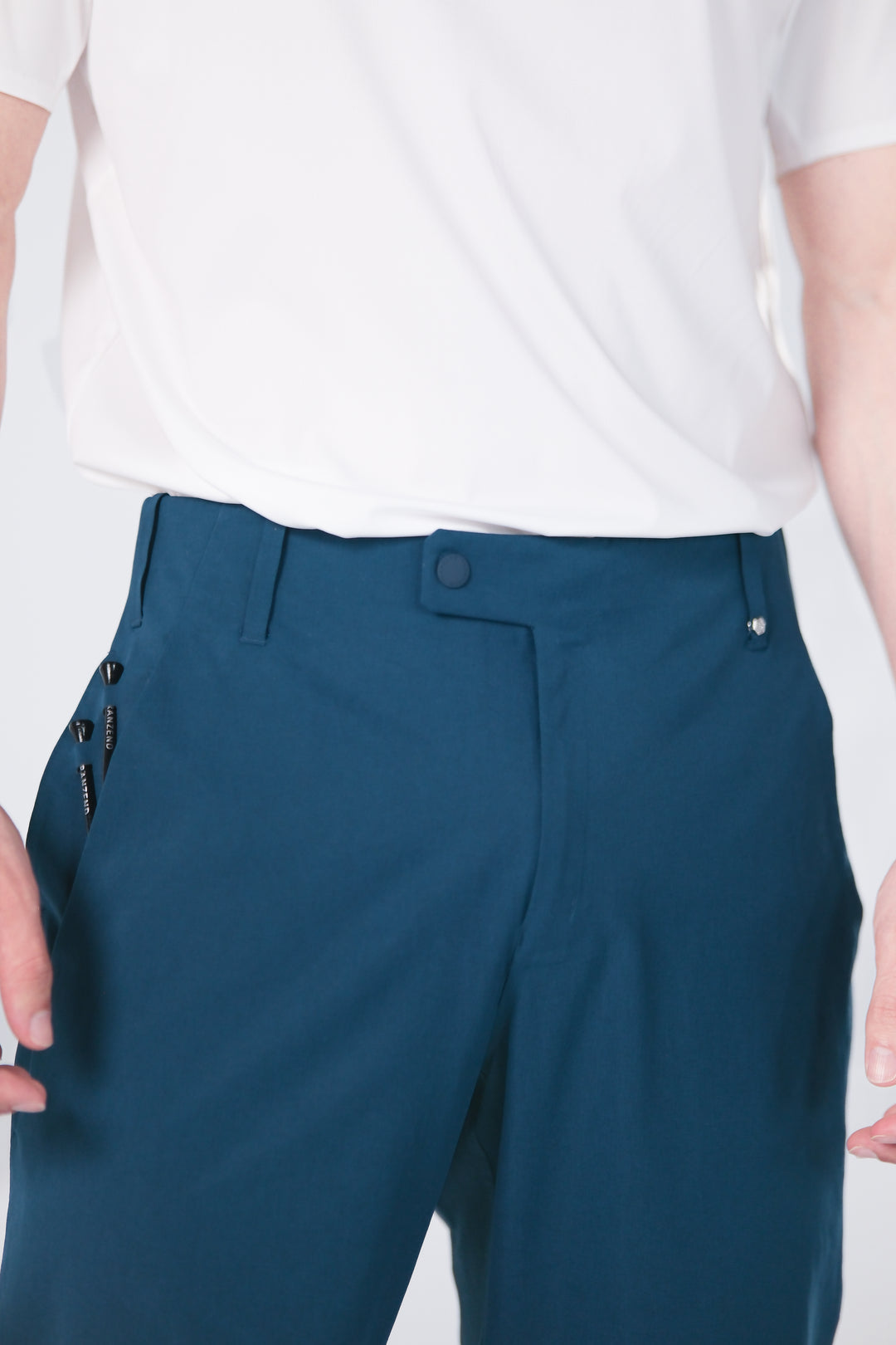 Infinite Motion Trousers - Men - Glacier Blue - DSCF9538.jpg