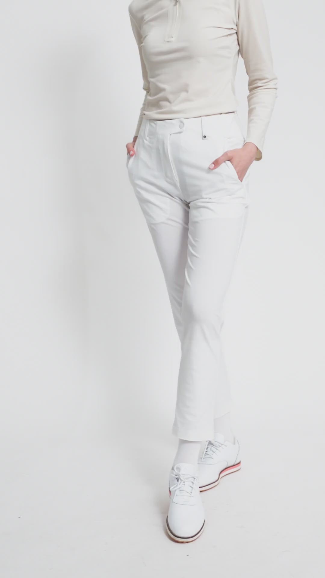 Infinite Motion Slim Trousers - Women - White - Video 2
