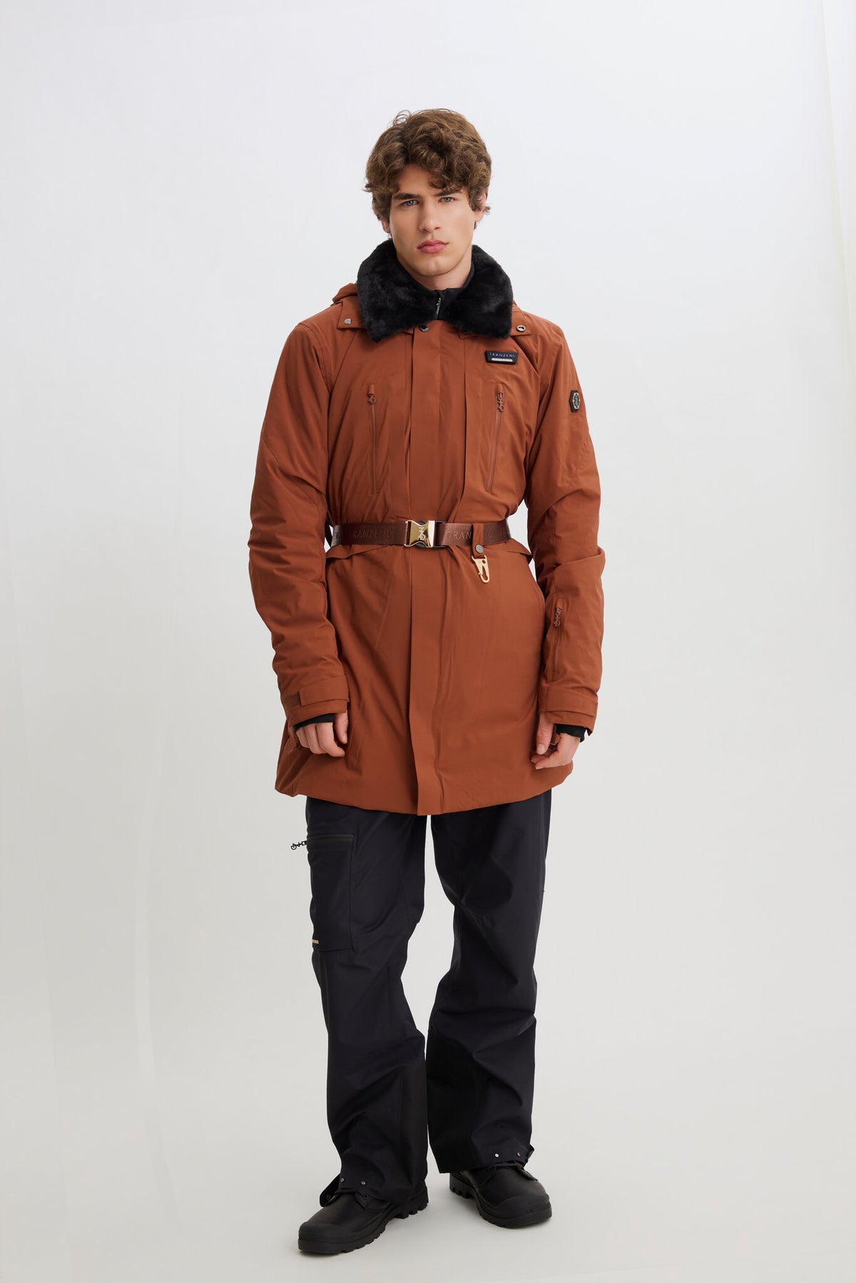 Ultra Coat 3 - Brown - Men - Second Image