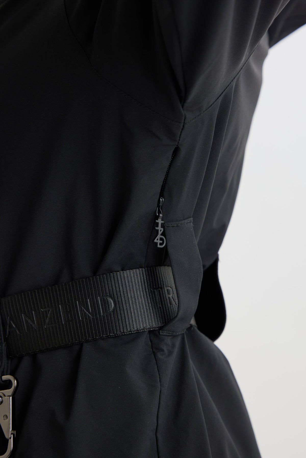 Ultra Jacket 3 - Black - Women - Image 14